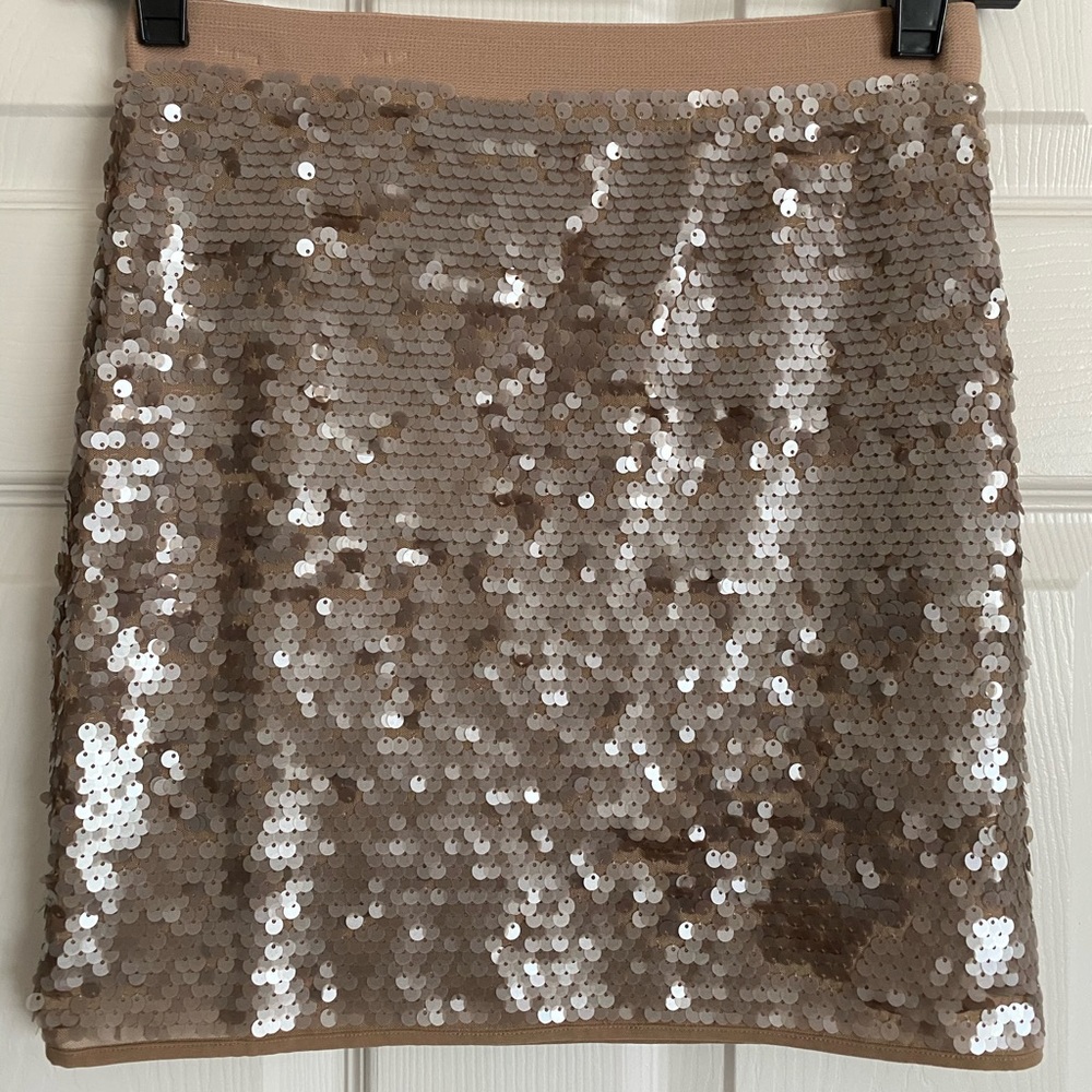 Bcbgmaxazria sequined skirt